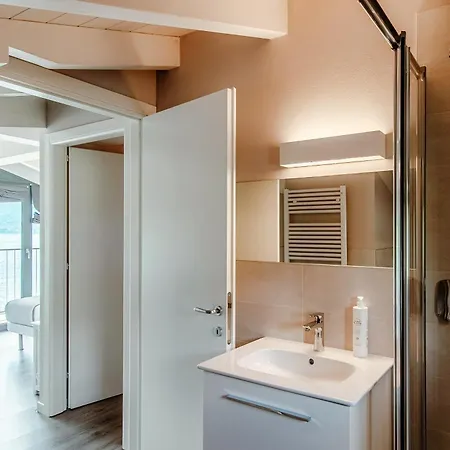 Appartamento Lake's Dream - By Myhomeincomo *